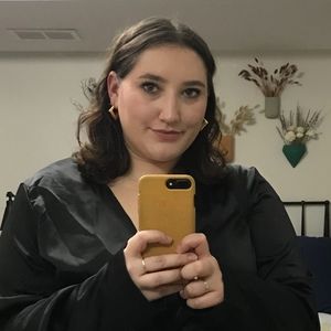 Meet your Posher, Valerie